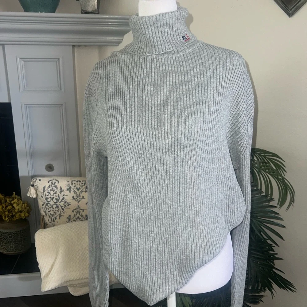 Polo by Ralph Lauren Light Gray Ribbed Turtleneck Sweater with RL Flag Logo - Picture 5 of 9
